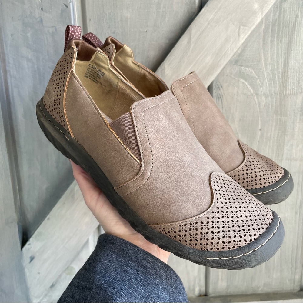 JBU Wide Comfort Slip on Memory‎ Foam Leather Sneakers Brown Size 8.5 WIDE